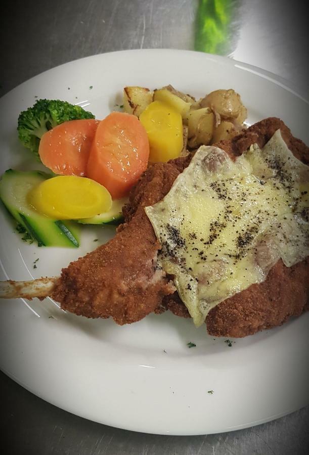 Le Cavalier 호텔 Soyhières 외부 사진